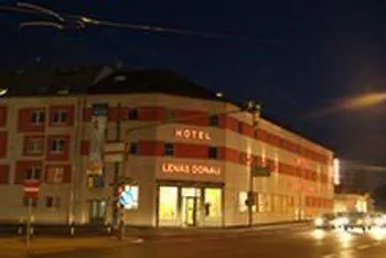 Lenas Donau Hotel Vienna Austria