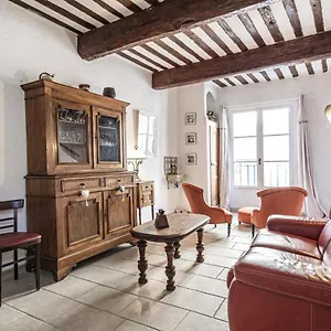 https://maison-de-village-au-coeur-de-lisle-sur-la-sorgue.fr-provencehotel.com