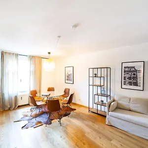  Apartment Am Glockenspielplatz Austria