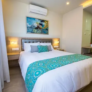 https://augusta-hotel-apartments.hotelsatayianapa.com