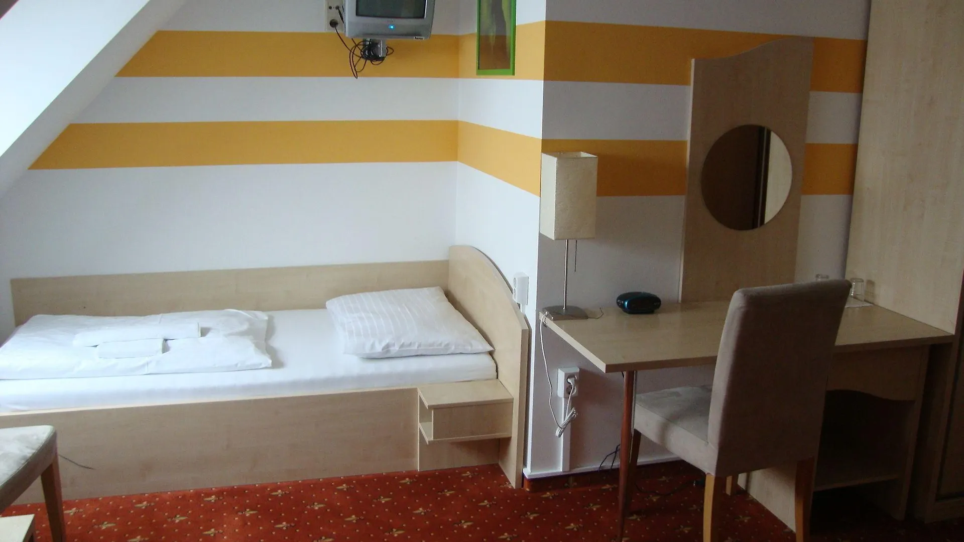 Lenas Donau Hotel Wien