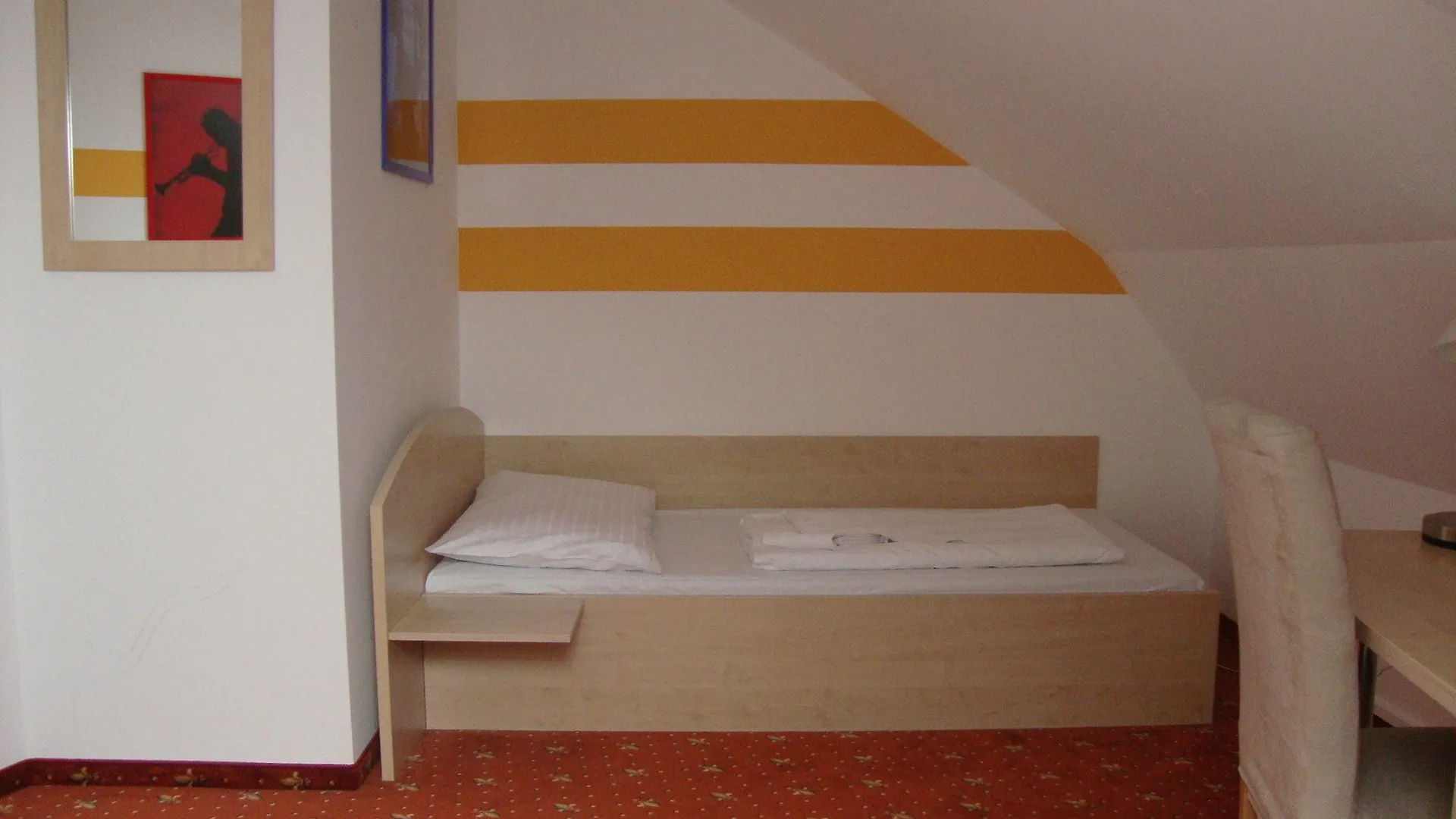 Lenas Donau Hotel Wien