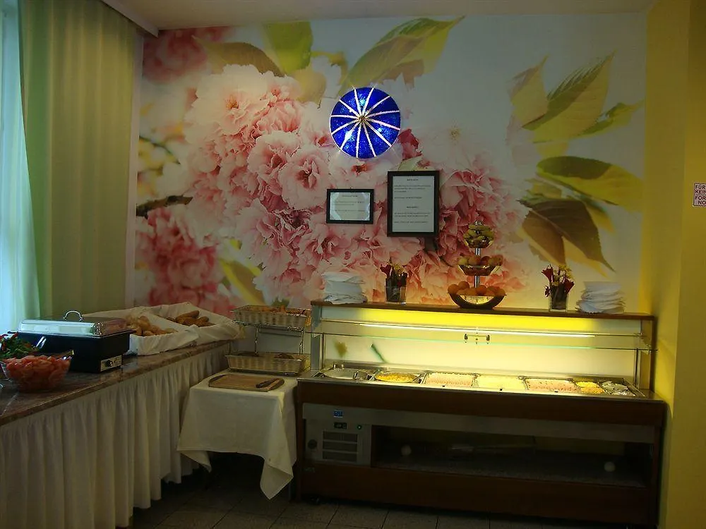 Lenas Donau Hotel Wien