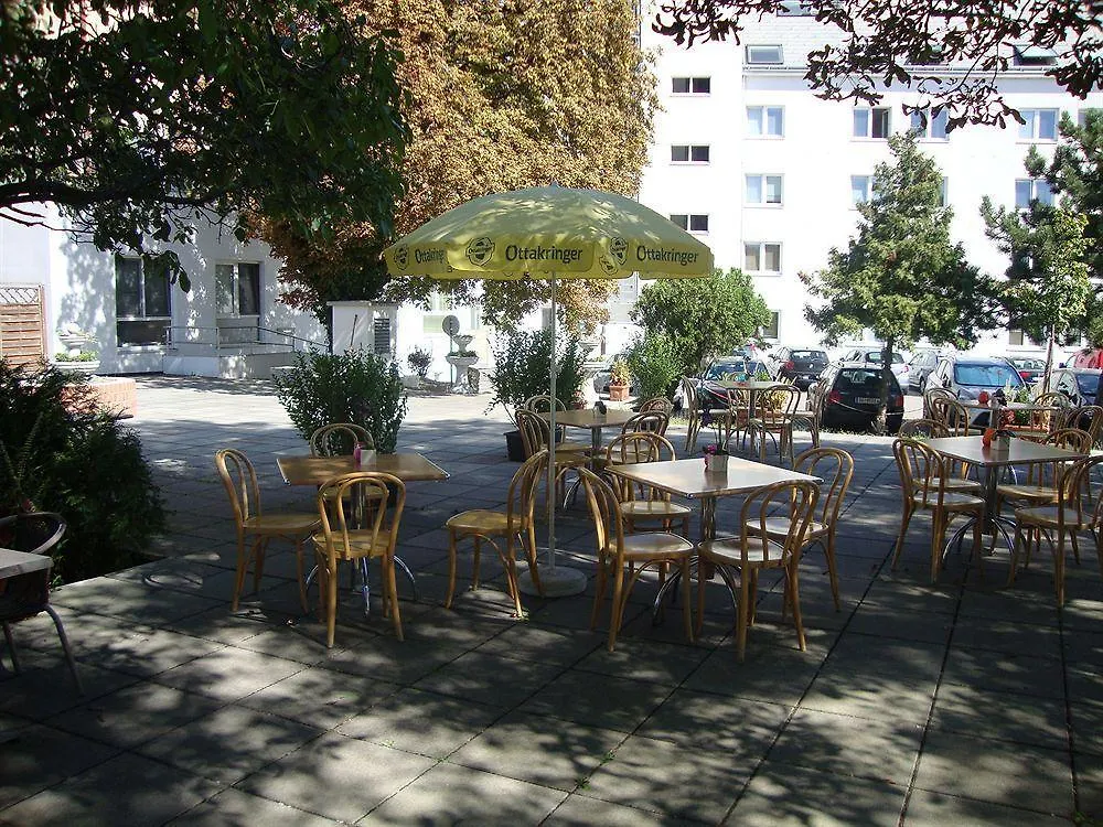 Lenas Donau Hotel Wien